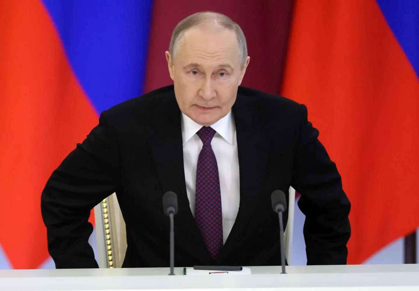 Putin, dais Blank Meme Template