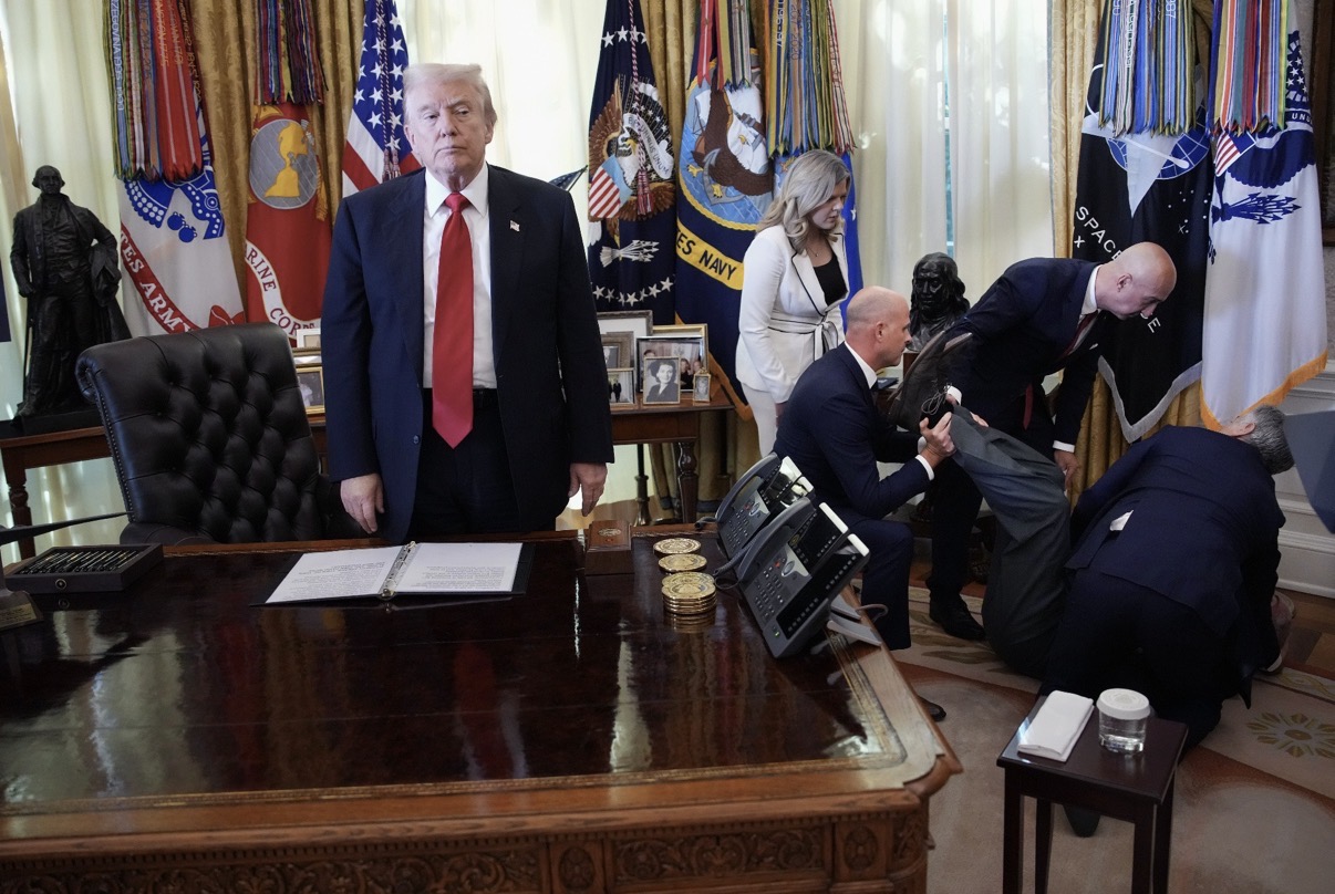 Oval Office Blank Meme Template