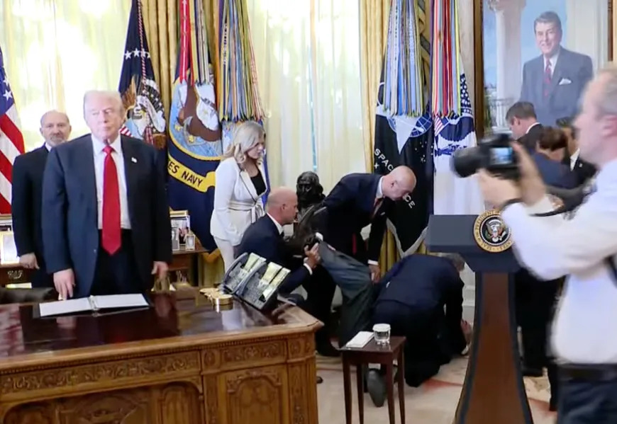 Trump Oval Office Collapse Blank Meme Template