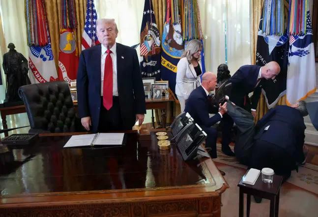 Trump don't care Blank Meme Template