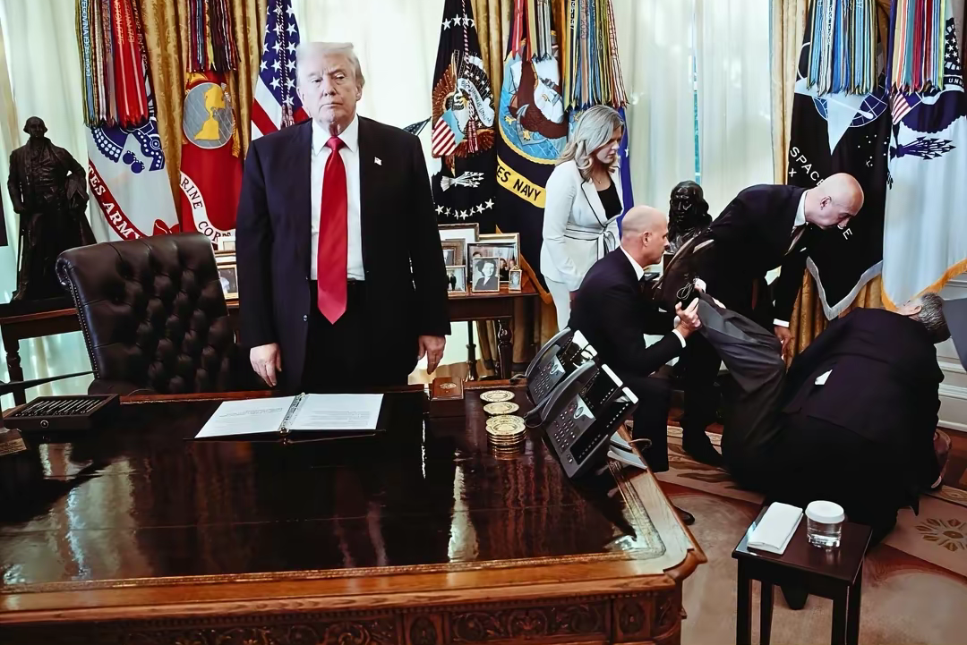 Trump ignores Blank Meme Template