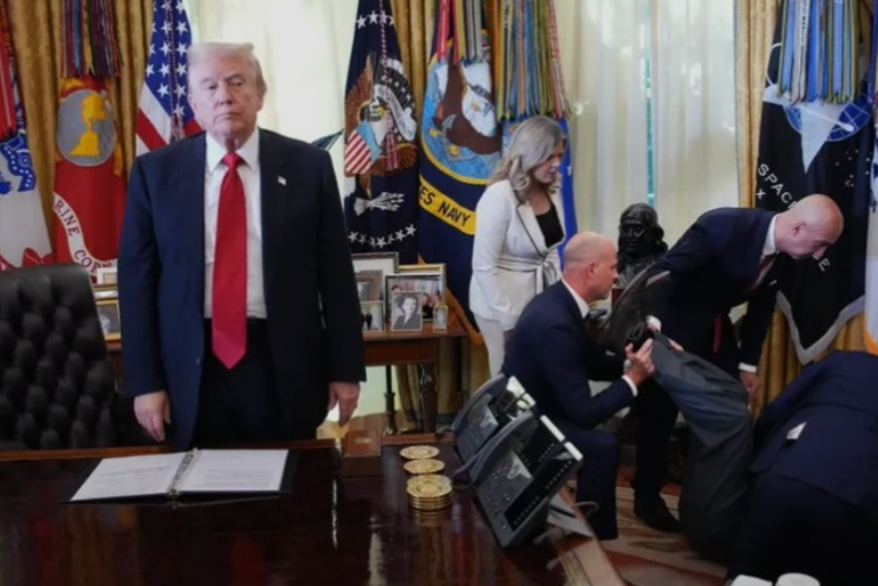 Dementia Donny Blank Meme Template