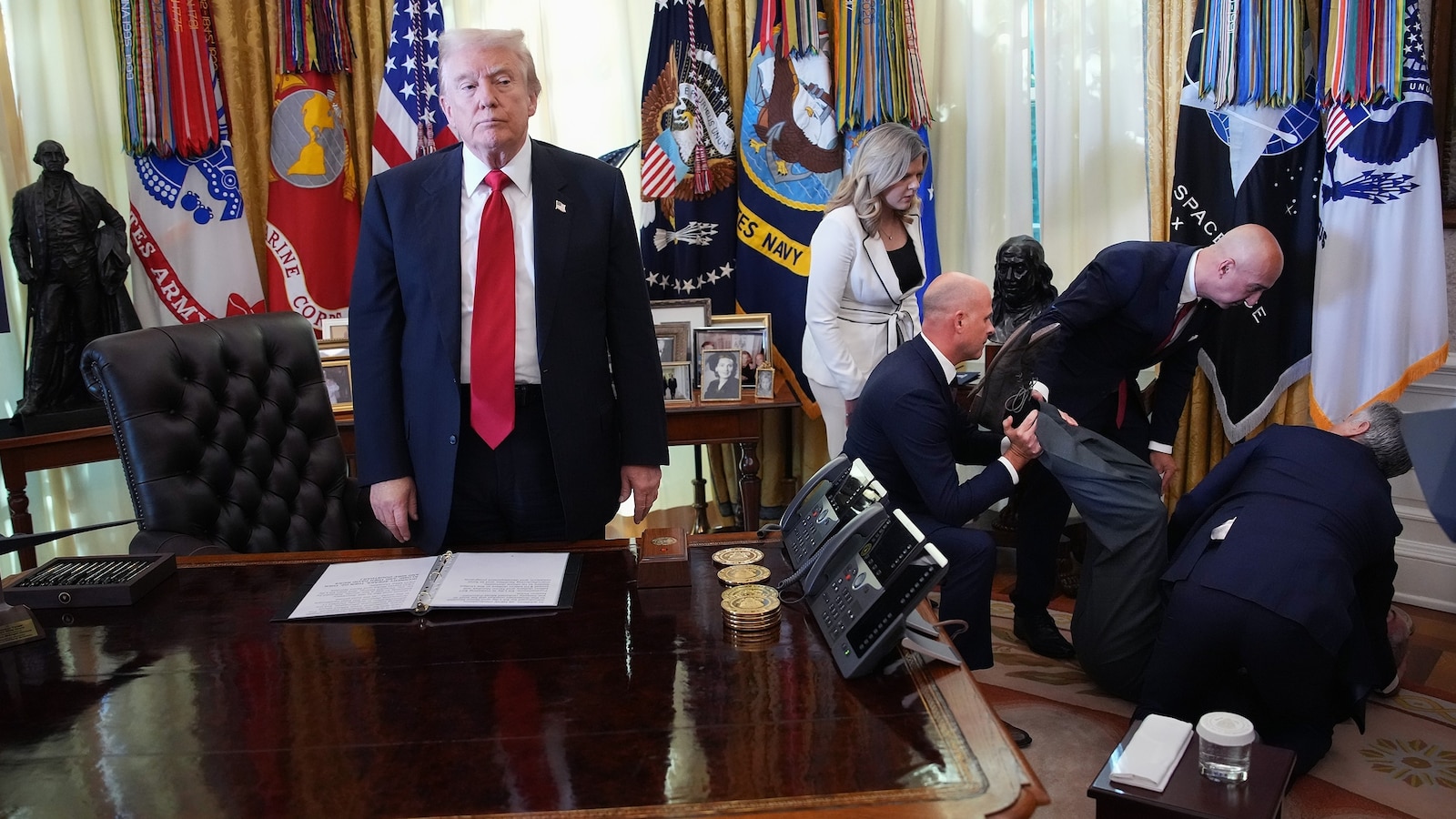 Oval Office Blank Meme Template