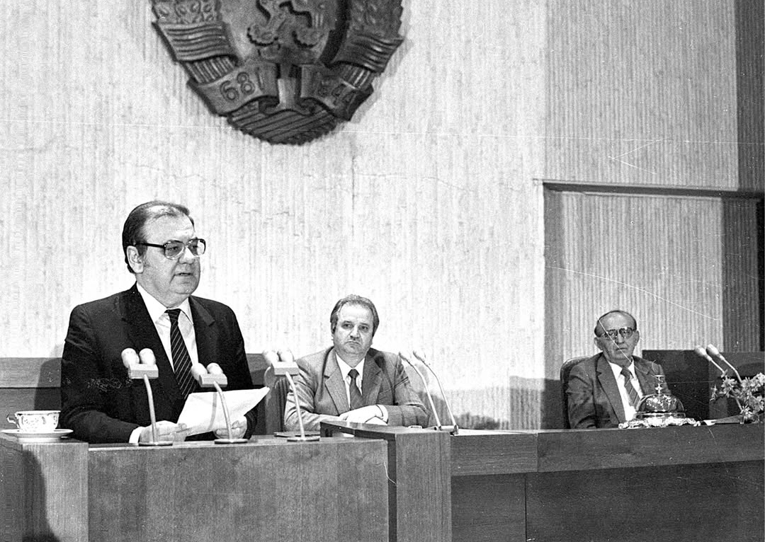 10 nov Blank Meme Template