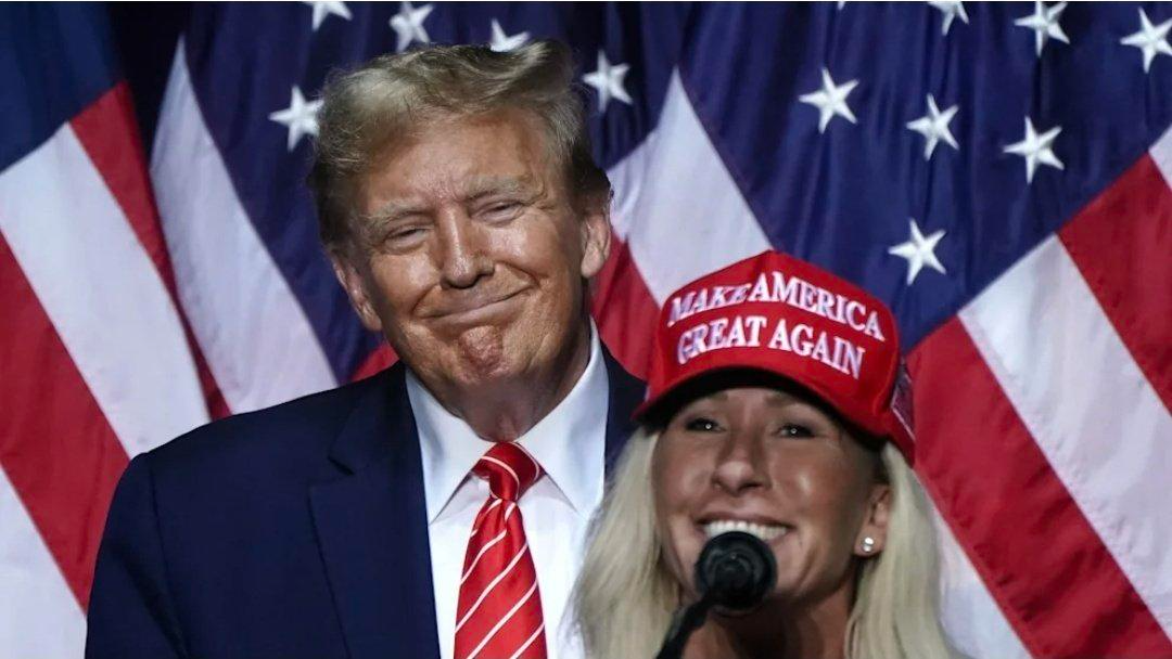 Trump "support" Blank Meme Template