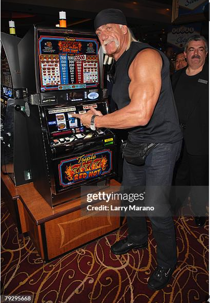Hulk Hogan in Vegas Blank Meme Template