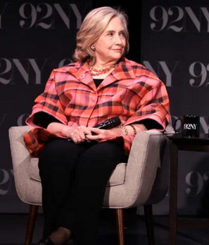 Hillary Heart Throb Gorgeous I'm in Love Blank Meme Template