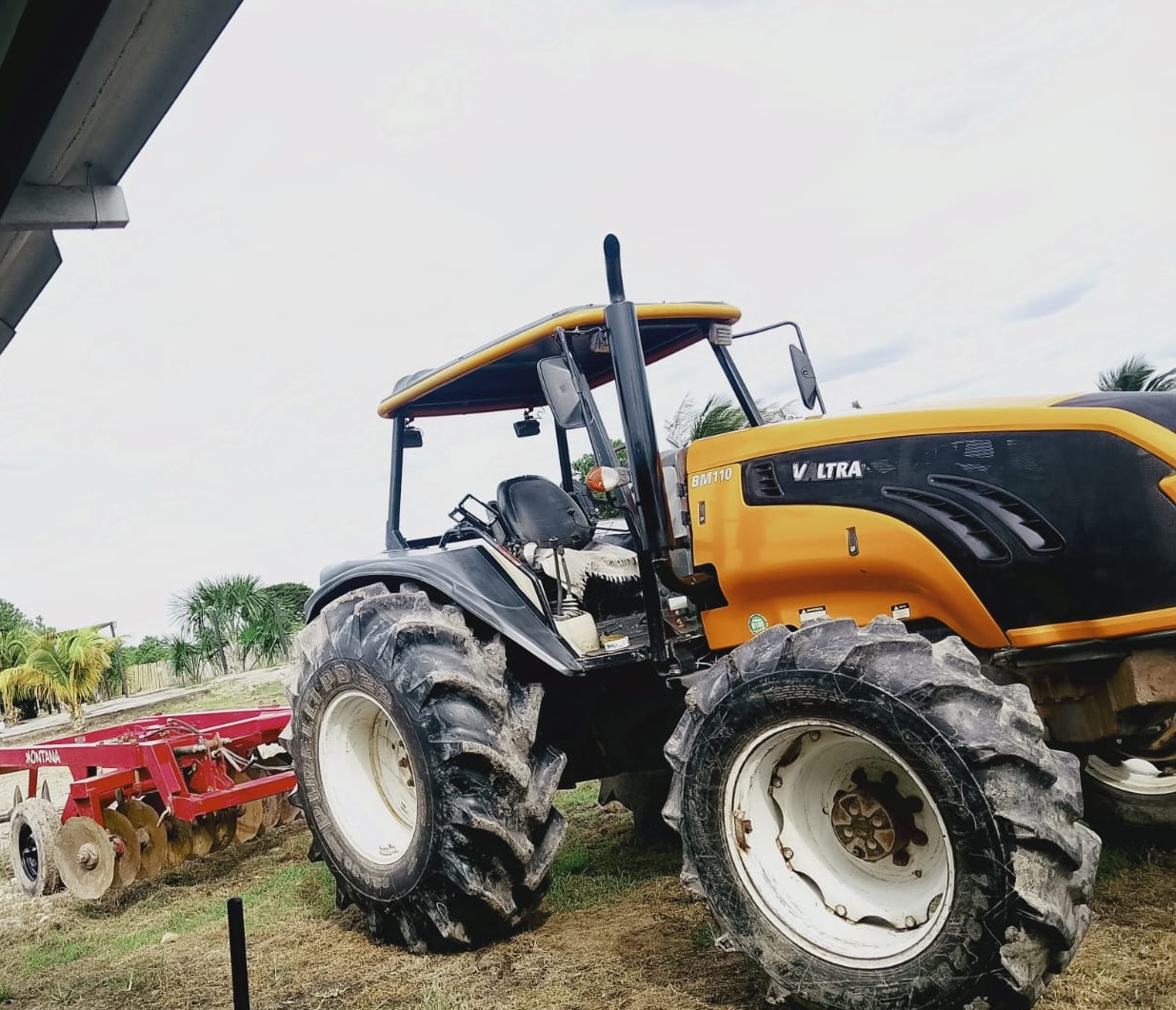 Mi pequeña maravilla Blank Meme Template