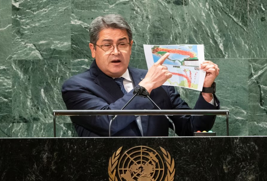 Presidente Juan Orlando Hernández Blank Meme Template