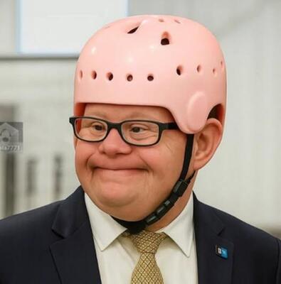 Tampon Tim Retard Blank Meme Template