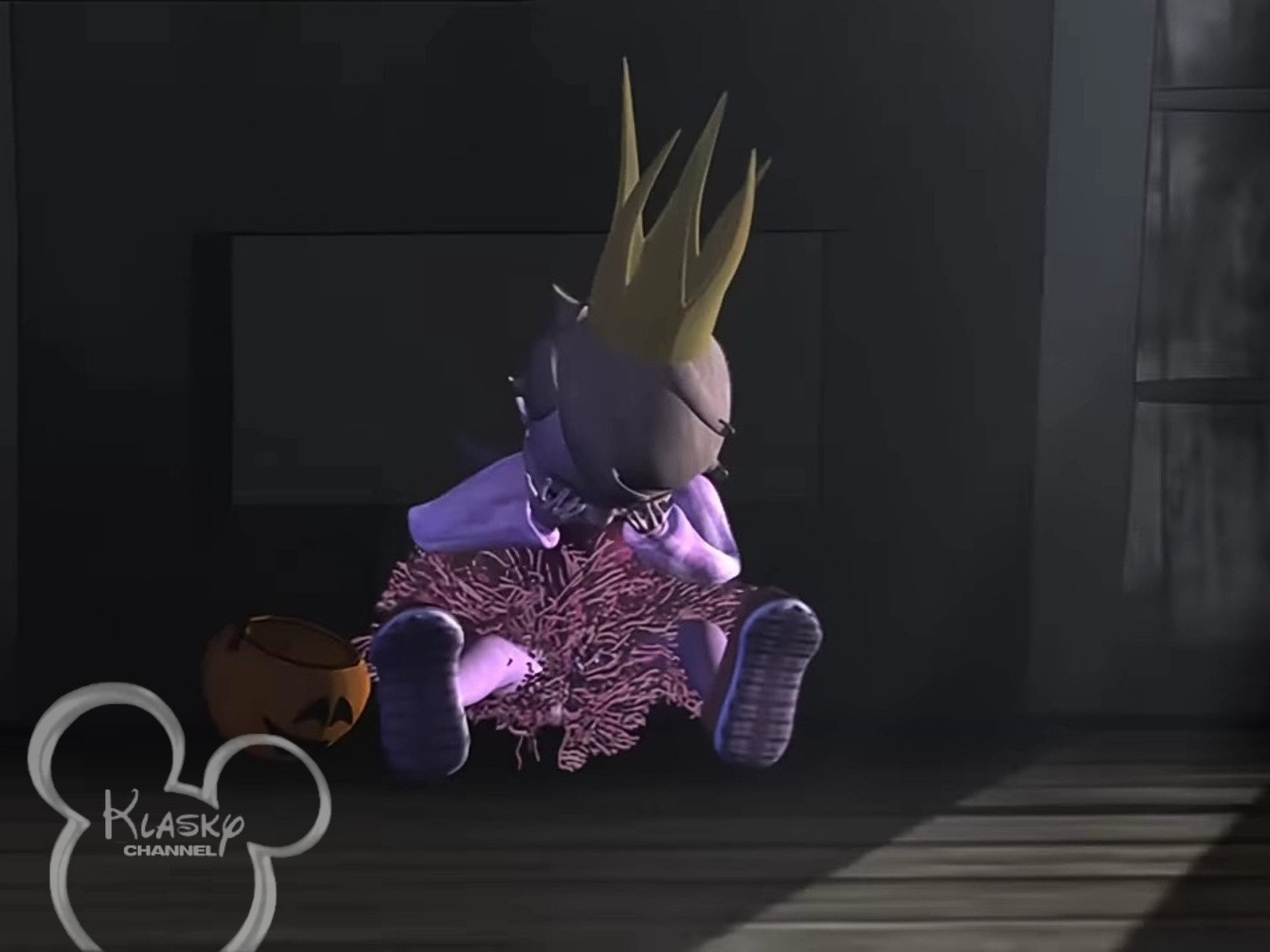 Hannah Marie Crying on Klasky Channel (PICTURE ONLY) (2006) Blank Meme Template