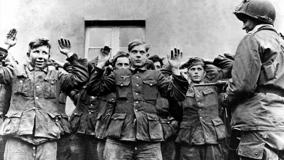 Germanische Degeneration Blank Meme Template