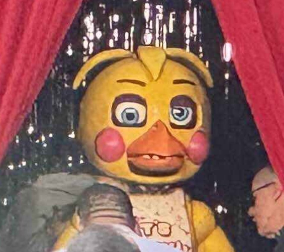 toy chica high on crack Blank Meme Template