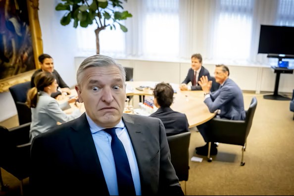 Buma leaves governmental talks Blank Meme Template