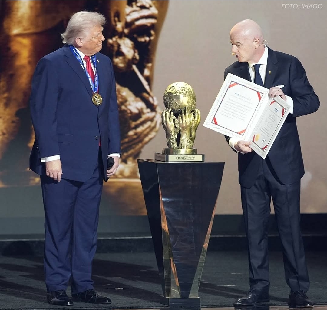 Fifa la Trump Blank Meme Template