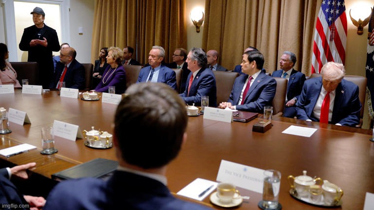 Sleepy Old Don | image tagged in sleepy old don | made w/ Imgflip meme maker