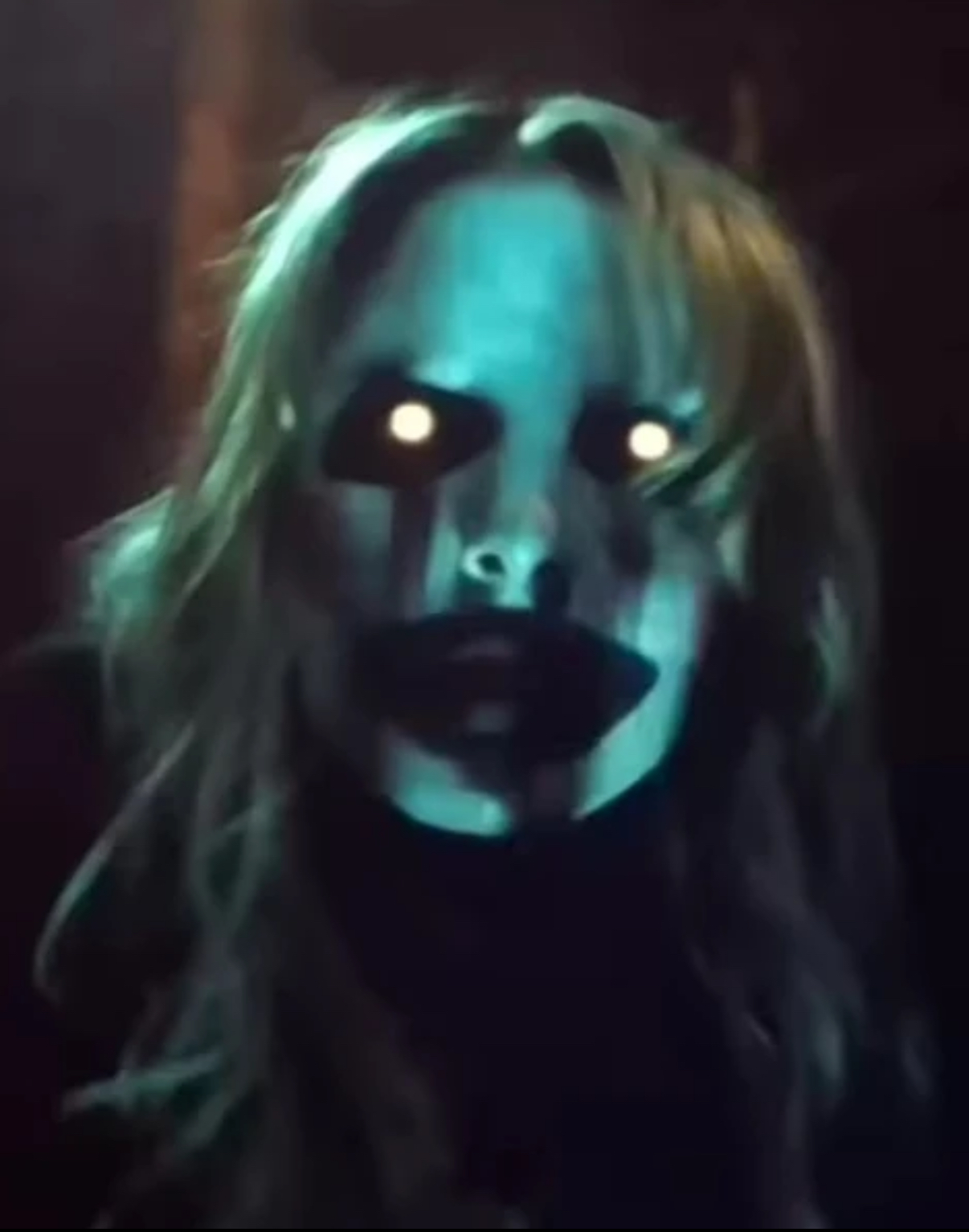 Puppet in Lisa’s Body Blank Meme Template