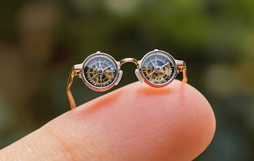 mini glasses Blank Meme Template