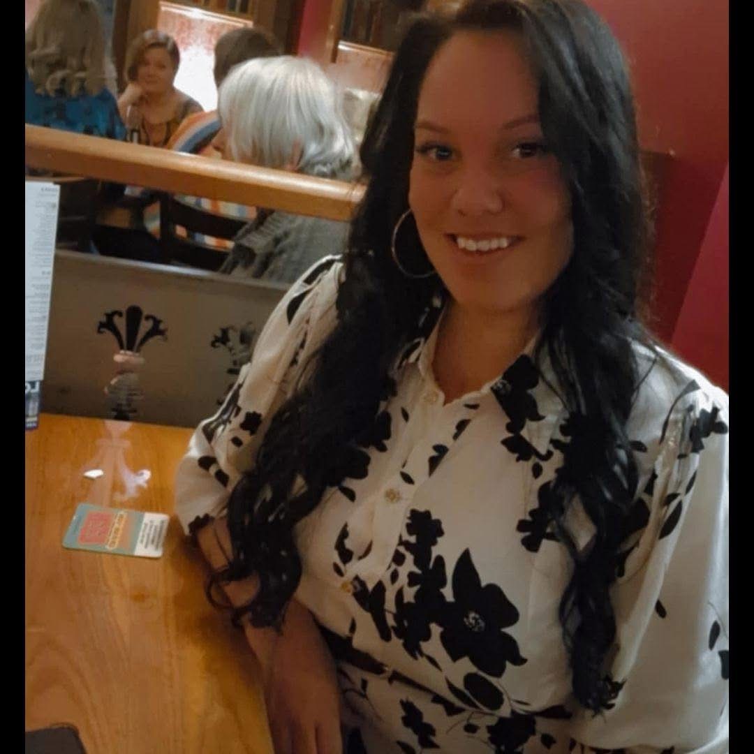 demi Blank Meme Template