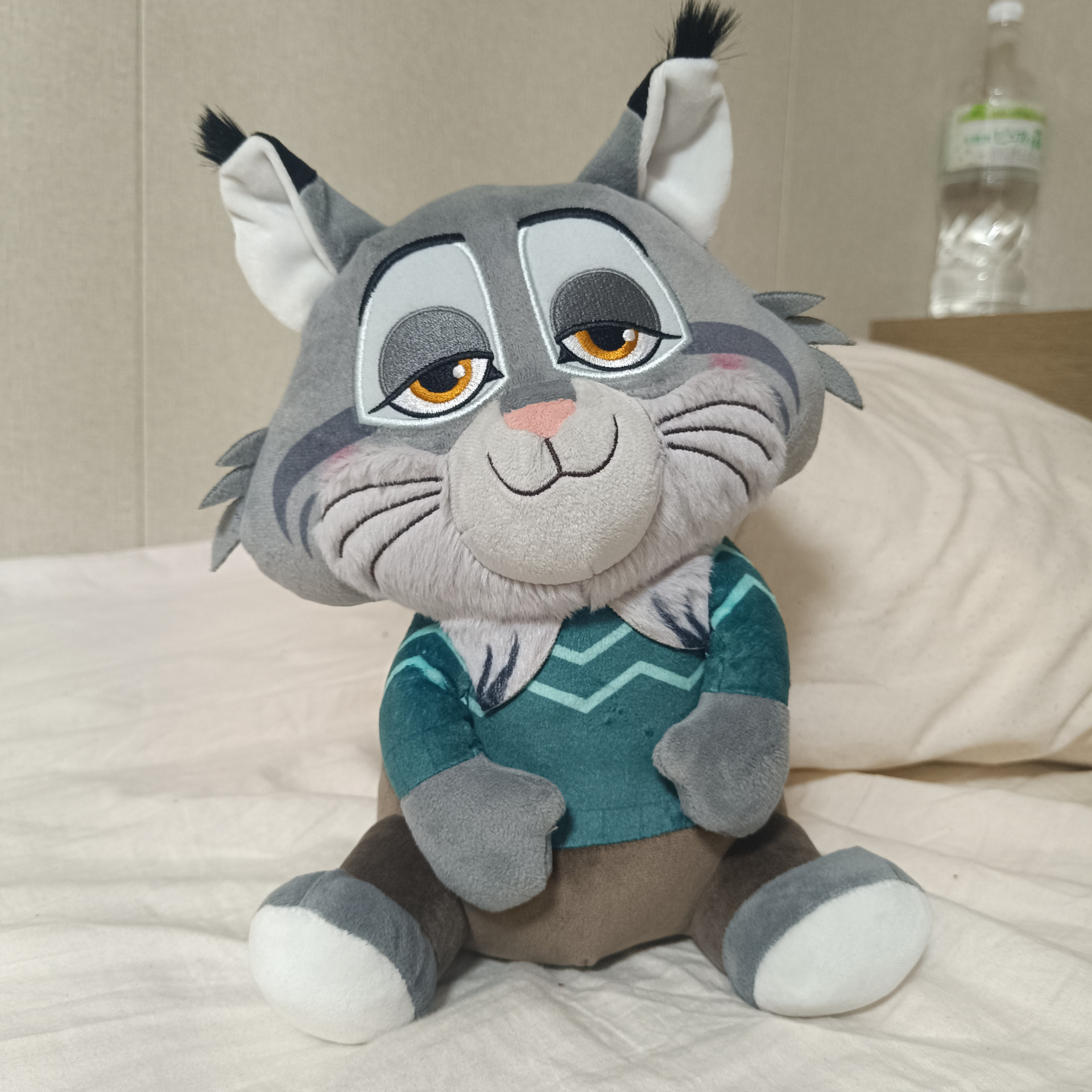 Pawbert Lynxly Blank Meme Template