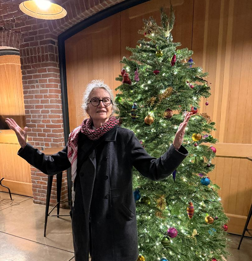 Christmas tree Blank Meme Template