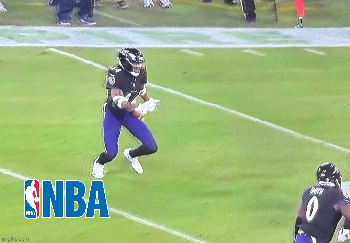 What’s not right about this? | image tagged in funny,stupid memes,hahaha,nfl | made w/ Imgflip meme maker