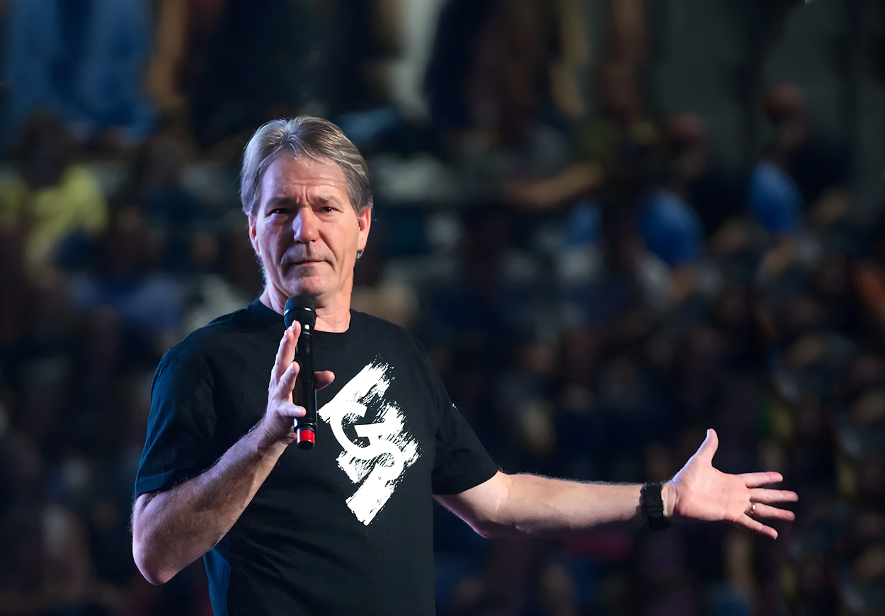 Lou Foxworthy Blank Meme Template