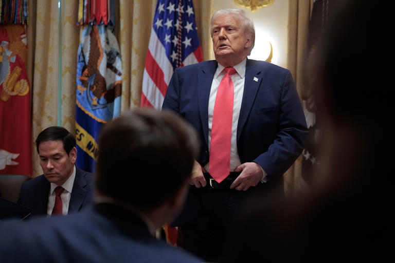 Trump Dumps Blank Meme Template