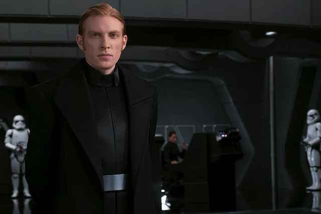 Al General Hux no le importa Blank Meme Template