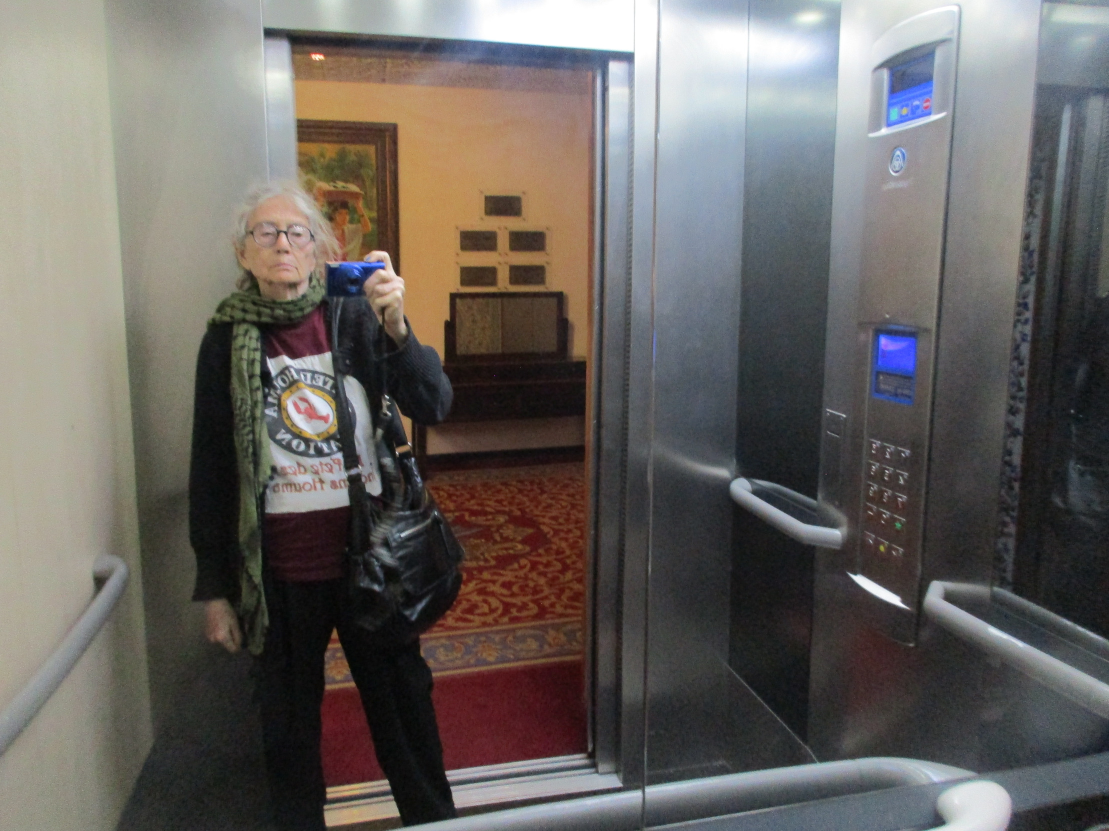 Elevator Blank Meme Template