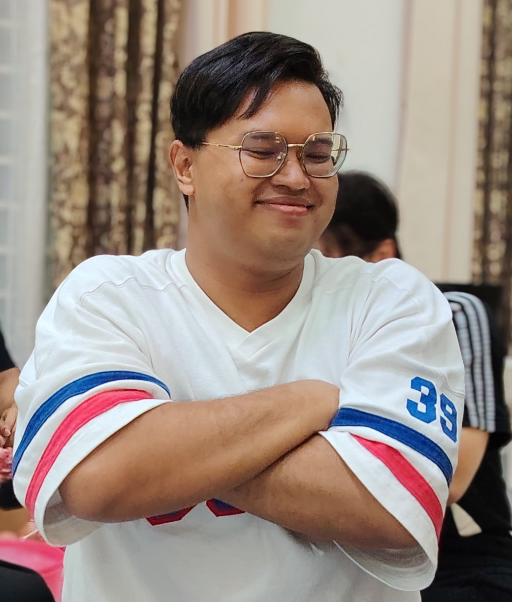 QueenAfif Blank Meme Template