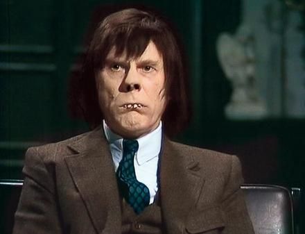 loriot monster welche maske Blank Meme Template