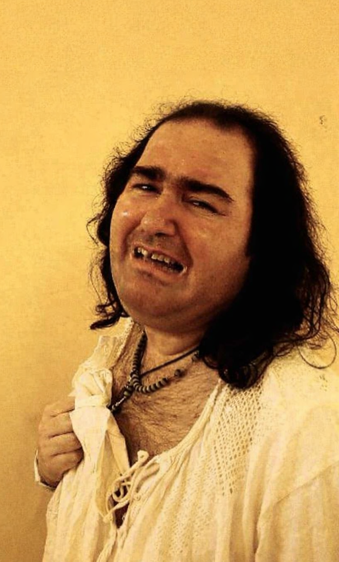 Rosario muniZ Blank Meme Template