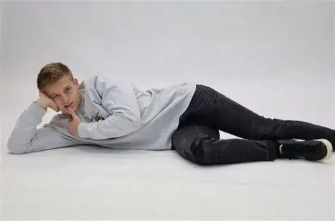 how i be lookin Blank Meme Template