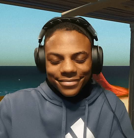 Please speed. Need this Blank Meme Template