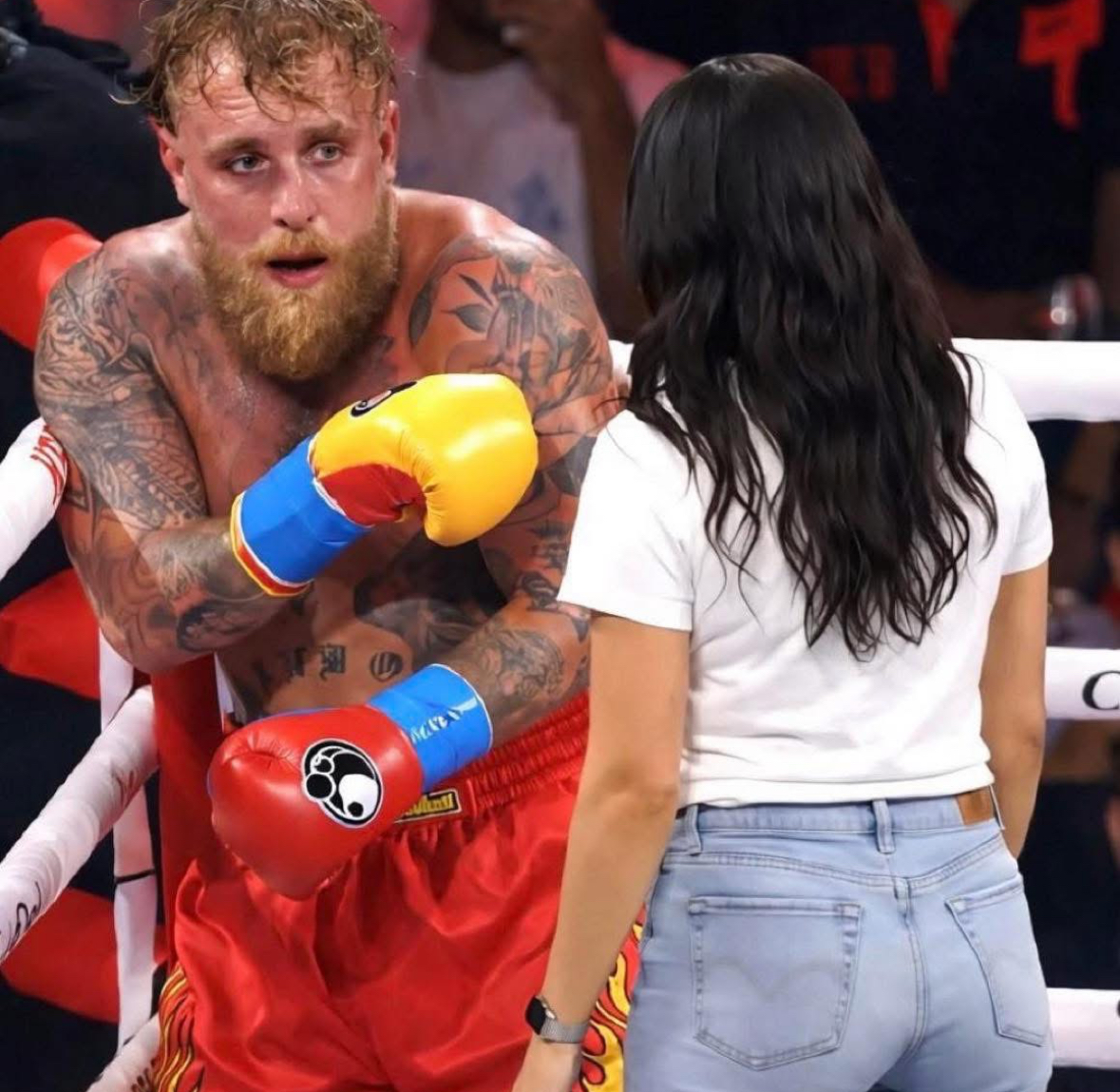 Latina girlfriend Blank Meme Template