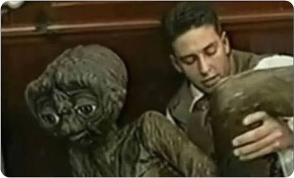 Alien pron Blank Meme Template