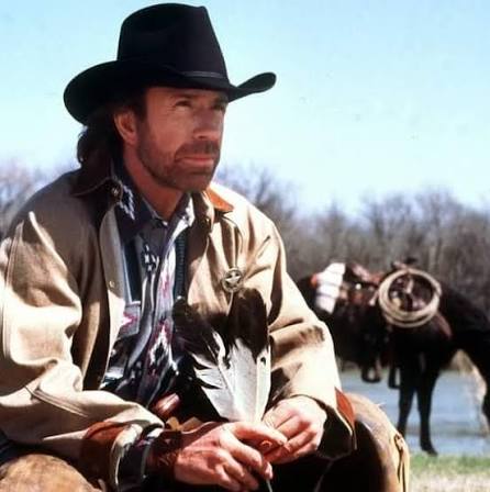 جيل قيمش Blank Meme Template