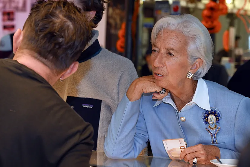 Christine Lagarde poco me parece Blank Meme Template