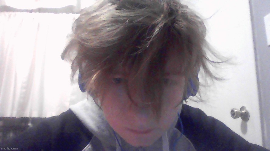 messy ass hair </3 | made w/ Imgflip meme maker