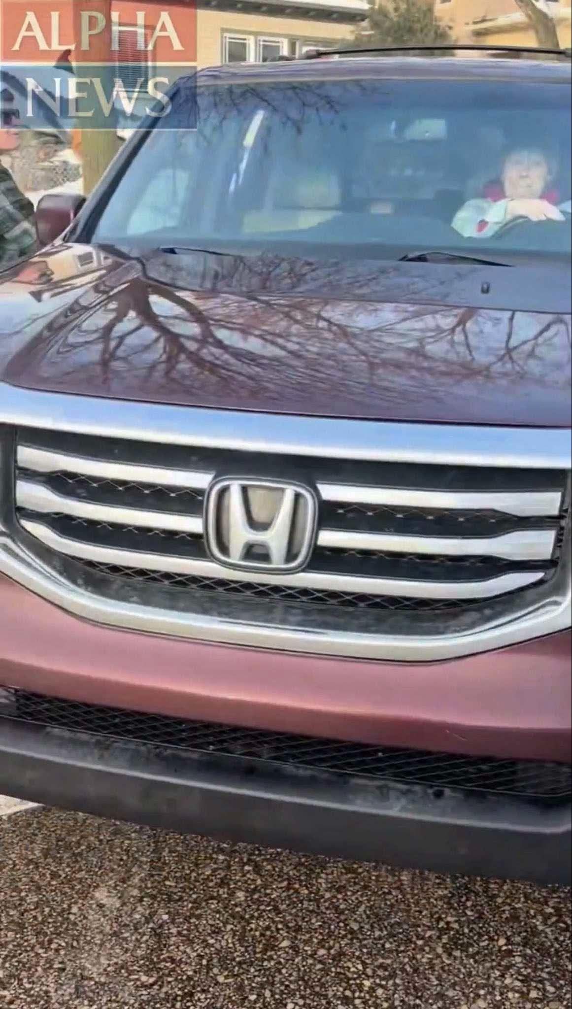 Renee Good Honda SUV Blank Meme Template