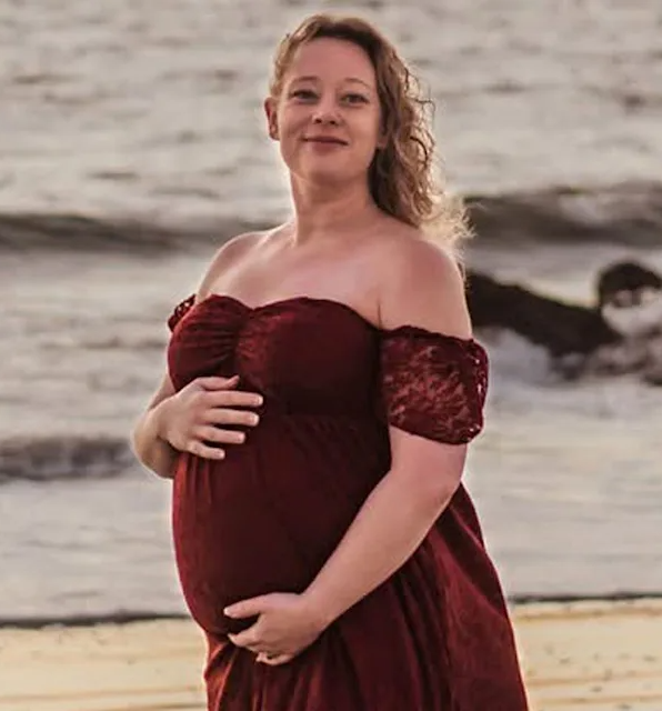 Renee Good Blank Meme Template