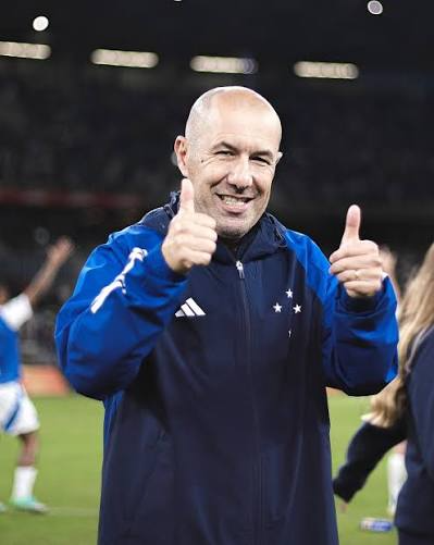 Leonardo Jardim Blank Meme Template