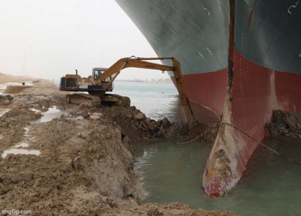 Big boat little hoe | image tagged in big boat little hoe | made w/ Imgflip meme maker