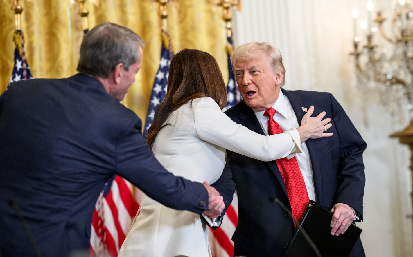 Pedo greeting man instead of woman Blank Meme Template