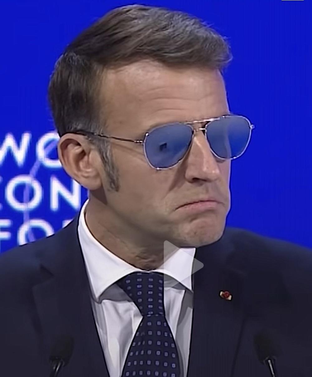 Macron hangr6 Blank Meme Template