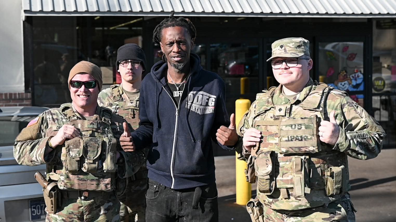 Look y'all! Blank Meme Template