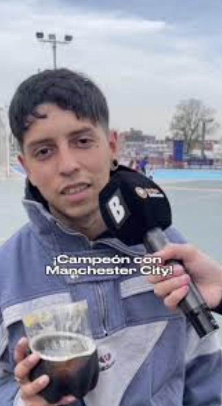 Con el equipo que tenemoo Blank Meme Template