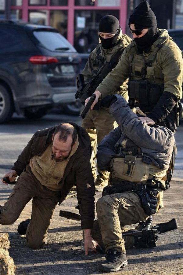 Headless Ice, Blank Meme Template