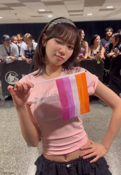 shes so beautiful /straight | made w/ Imgflip meme maker